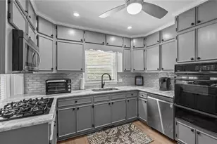 1926 Downing Dr, Burlington, NC 27215 - Photo 7