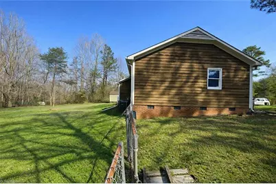 7601 Happy Hill Road, Kernersville, NC 27284 - Photo 13