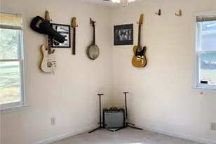 7601 Happy Hill Rd, Kernersville, NC 27284 - Photo 11