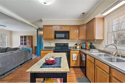 126 Maple Lane, King, NC 27021 - Photo 7