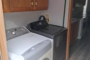 204 Nubbin Ridge Rd, High Point, NC 27265 - Photo 7