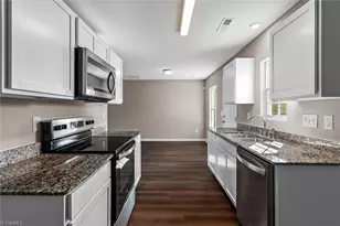 109 Lemon Ln, Greensboro, NC 27405 - Photo 13