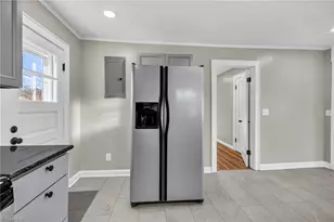 186 King St, West Jefferson, NC 28694 - Photo 15