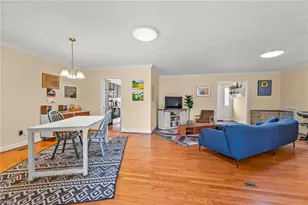 2708 Waldorf Cir, Winston-Salem, NC 27106 - Photo 9