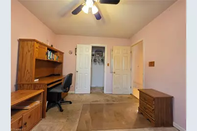 4106 Broadacres Drive, Greensboro, NC 27407 - Photo 13