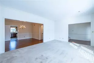 27 Fountain Manor Dr, Greensboro, NC 27405 - Photo 7