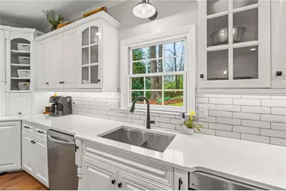 3829 Tangle Oak Drive, Clemmons, NC 27012 - Photo 9