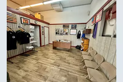 106 E Murphy Street, Madison, NC 27025 - Photo 7