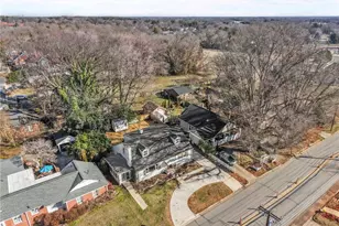 304 Harden St, Graham, NC 27253 - Photo 33