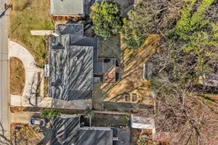 304 Harden St, Graham, NC 27253 - Photo 35