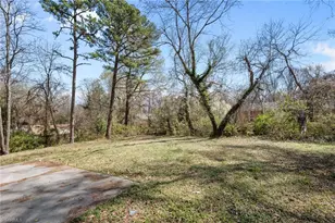 1816 McCormick St, Greensboro, NC 27406 - Photo 29