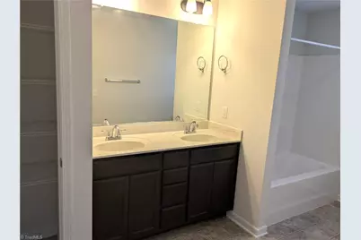 2040 Perrin Court, Winston-Salem, NC 27101 - Photo 5