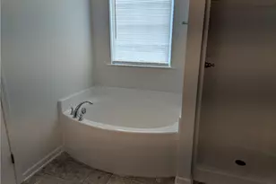 2040 Perrin Ct, Winston-Salem, NC 27101 - Photo 11