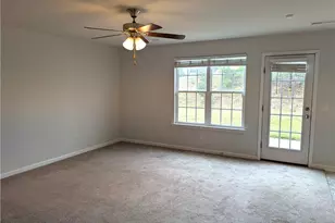 2040 Perrin Ct, Winston-Salem, NC 27101 - Photo 3