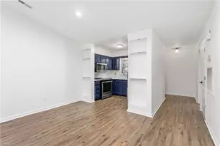 2662 Cottage Pl, Greensboro, NC 27455 - Photo 7