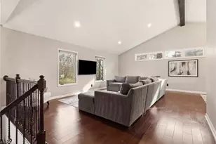 4900 Forest Oaks Dr, Greensboro, NC 27406 - Photo 7