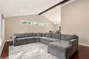 4900 Forest Oaks Dr, Greensboro, NC 27406 - Photo 9