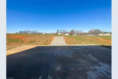700 Hickory Point Drive, Lexington, NC 27292 - Photo 29