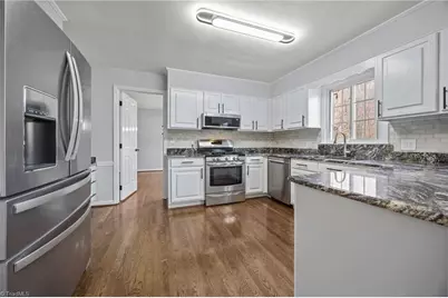 4306 Oak Hollow Drive, High Point, NC 27265 - Photo 5