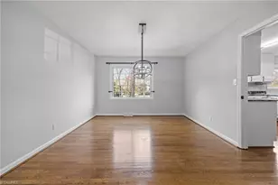 4306 Oak Hollow Dr, High Point, NC 27265 - Photo 15