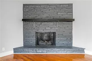 800 Creekside Dr, High Point, NC 27262 - Photo 9