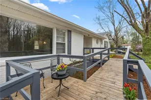 800 Creekside Dr, High Point, NC 27262 - Photo 5