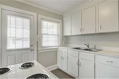 210 Lawrence Street, Greensboro, NC 27406 - Photo 11