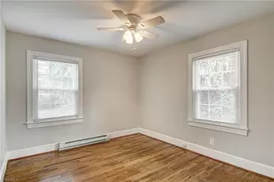 210 Lawrence St, Greensboro, NC 27406 - Photo 17