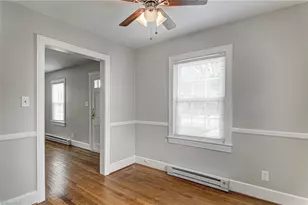 210 Lawrence St, Greensboro, NC 27406 - Photo 7