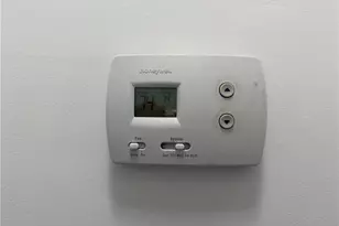 812 Ashebrook Dr, Greensboro, NC 27409 - Photo 17