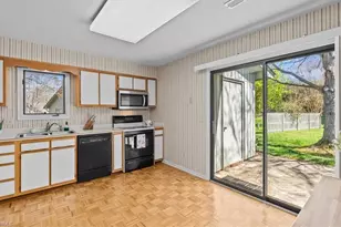 2612 Spring Bridge Cir, Greensboro, NC 27410 - Photo 17