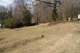 232 Riverview Dr, Sparta, NC 28675 - Photo 45