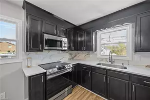 1062 Jackson St, Burlington, NC 27217 - Photo 23