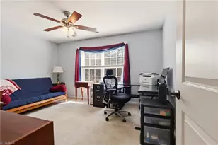 102 Jamestown Oaks Dr, Jamestown, NC 27282 - Photo 31