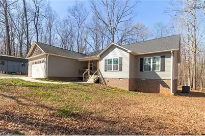 1004 Black Farm Road, Thomasville, NC 27360 - Photo 3