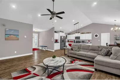 1004 Black Farm Road, Thomasville, NC 27360 - Photo 7