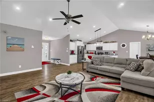 1004 Black Farm Rd, Thomasville, NC 27360 - Photo 7