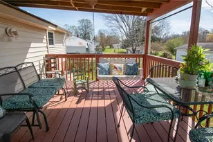 407 N 9th St, Mebane, NC 27302 - Photo 27