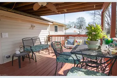 407 N Ninth Street, Mebane, NC 27302 - Photo 25