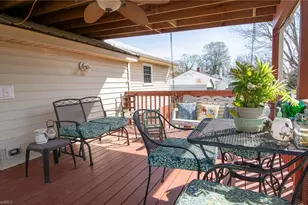 407 N 9th St, Mebane, NC 27302 - Photo 25