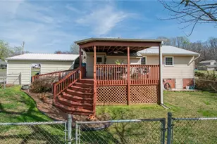 407 N 9th St, Mebane, NC 27302 - Photo 29