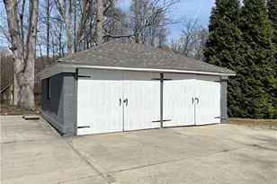 5264 Hilltop Rd, Jamestown, NC 27282 - Photo 25