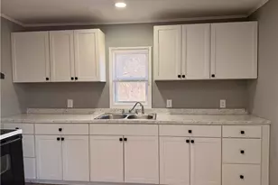 2421 Daisy St, Winston-Salem, NC 27107 - Photo 11