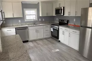 302 La Quinta Dr, Advance, NC 27006 - Photo 5