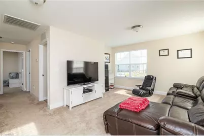 128 S Honey Locust Drive, Thomasville, NC 27360 - Photo 15