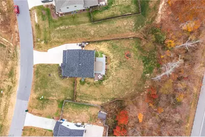 128 S Honey Locust Drive, Thomasville, NC 27360 - Photo 33