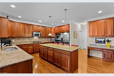 14 Owls Roost Court, Greensboro, NC 27410 - Photo 9