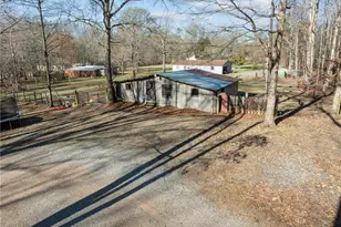 301 Beck Forest Ln, Thomasville, NC 27360 - Photo 47