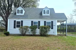 758 Clemmonsville Cir, Winston-Salem, NC 27107 - Photo 1