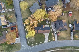 2301 Ontario St, Greensboro, NC 27403 - Photo 37